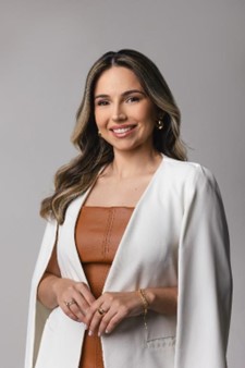 Dra. Cintia Machado - Foto divulgação